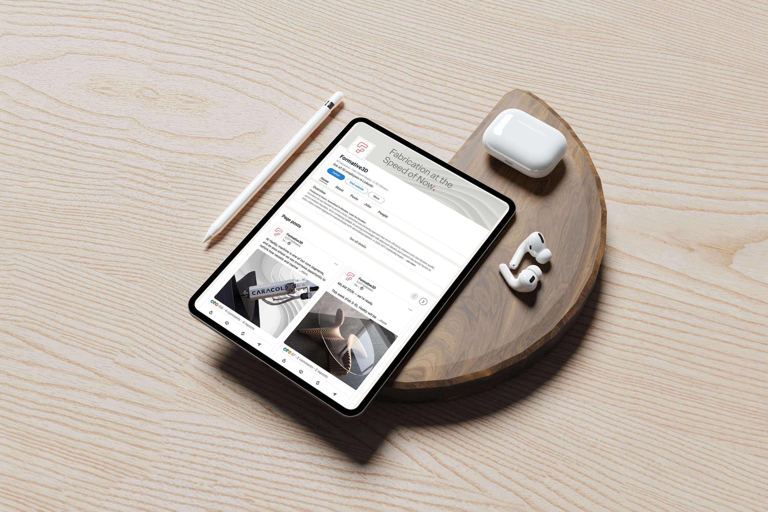 Free-iPad-Pro-with-Accesories-Mockup