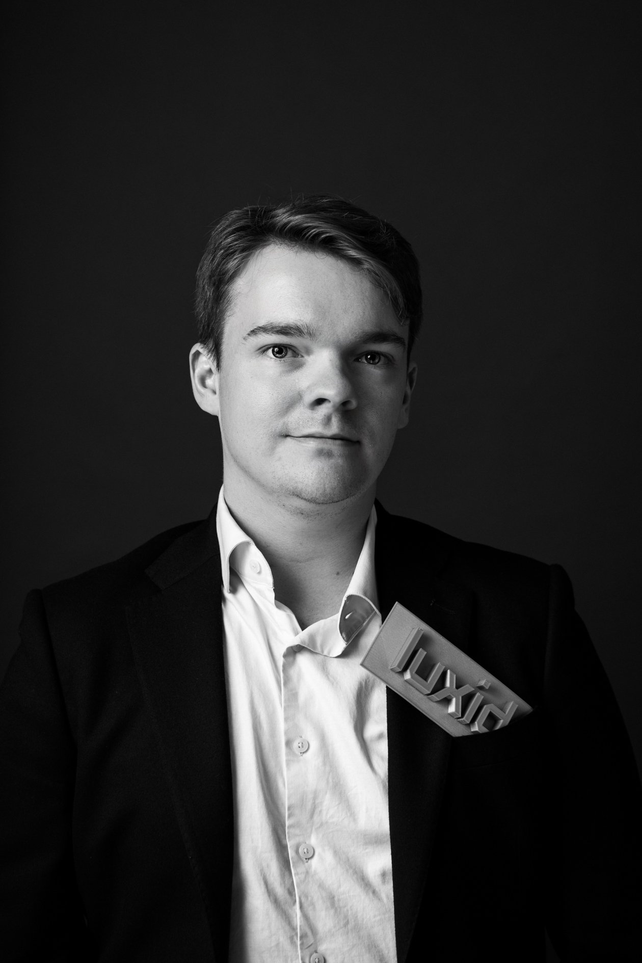 Luxid-On-Air-speakers-Robert-062023