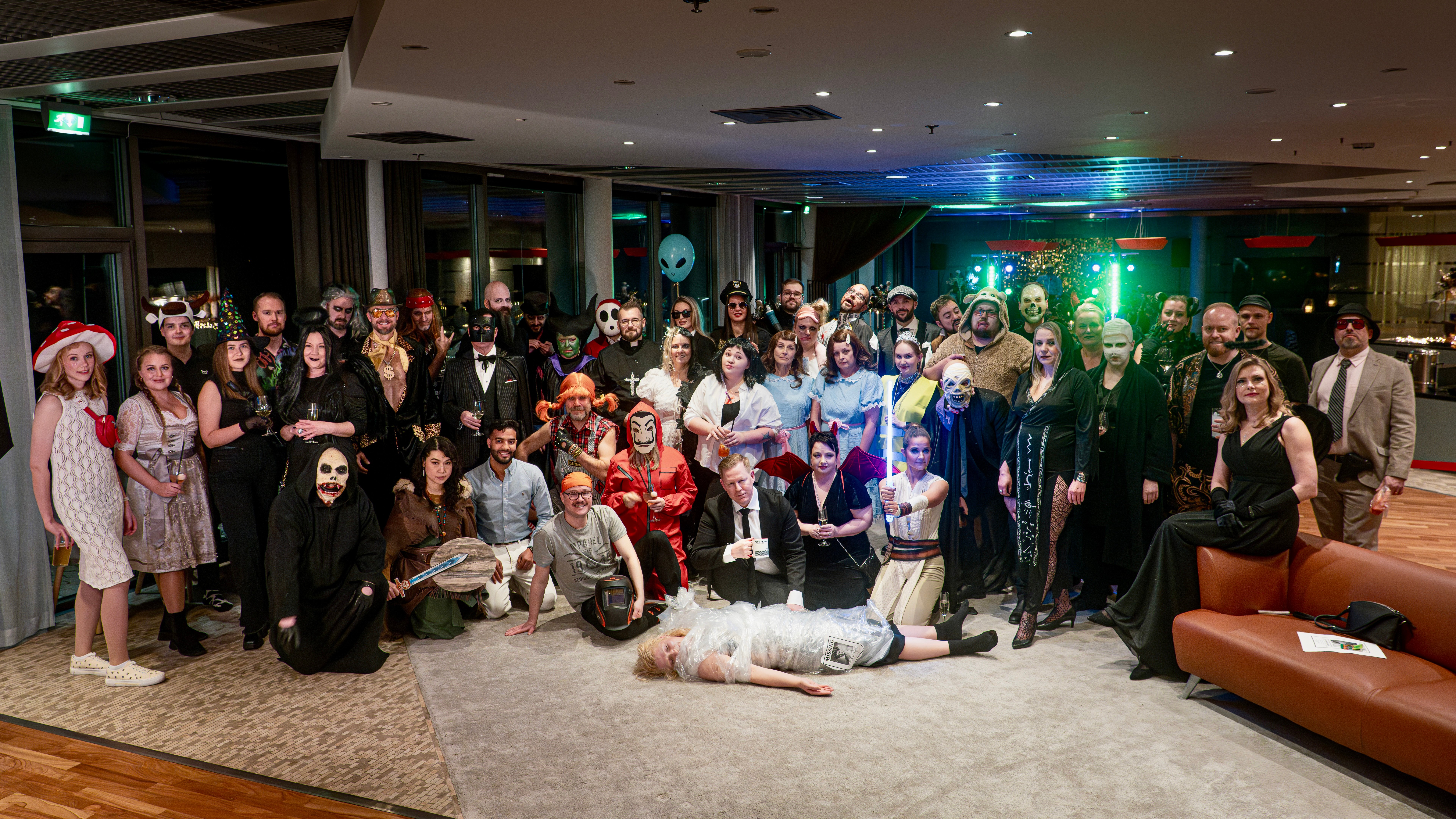 Luxid_Group_Photo2025_p1014796-enhanced-nr (1) 2