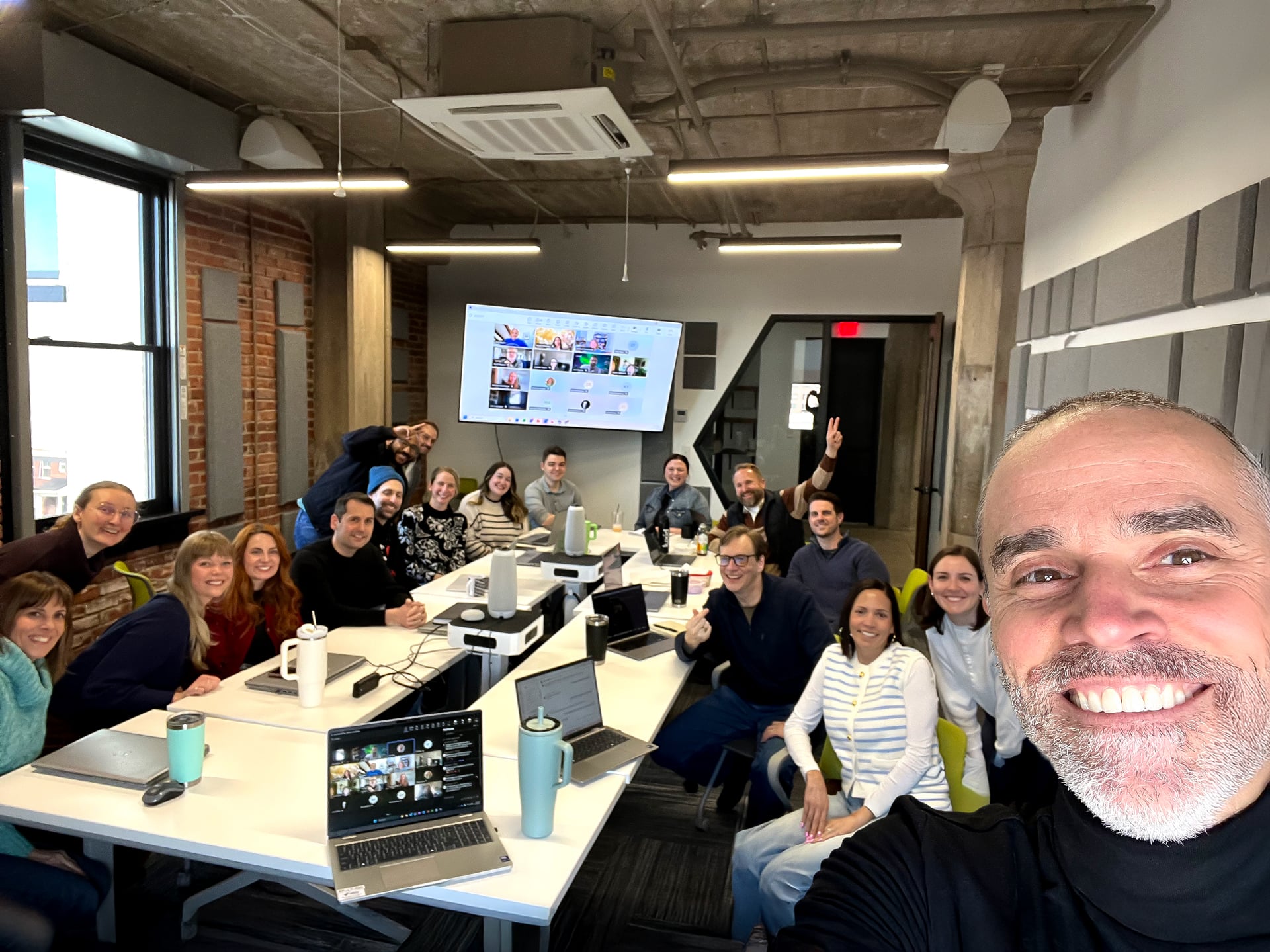 people-in-the-office-with-laptops